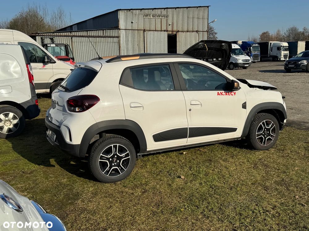 Dacia Spring EXTREME - 3