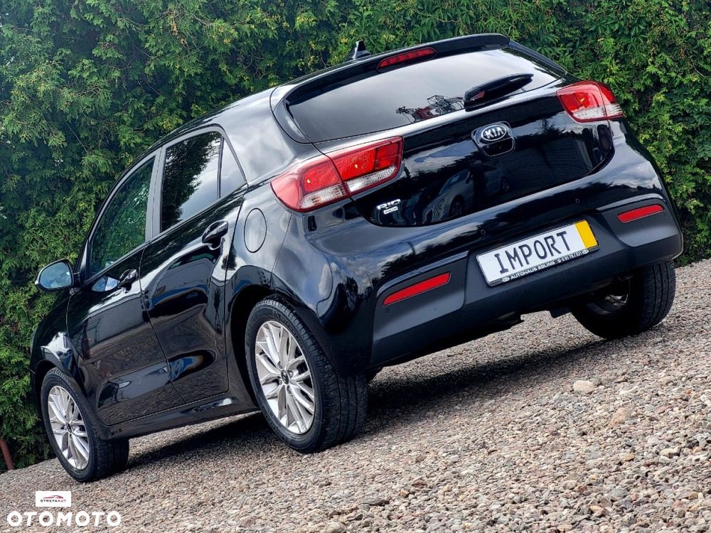 Kia Rio - 17