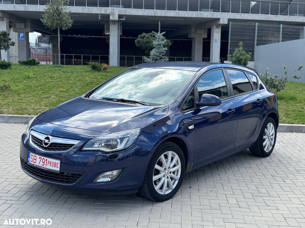 Opel Astra 2.0 CDTI Automatik Exklusiv - 1