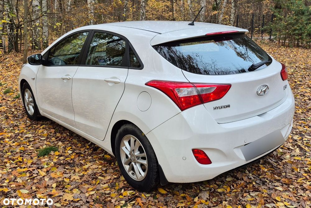 Hyundai i30 1.4 Classic + - 6
