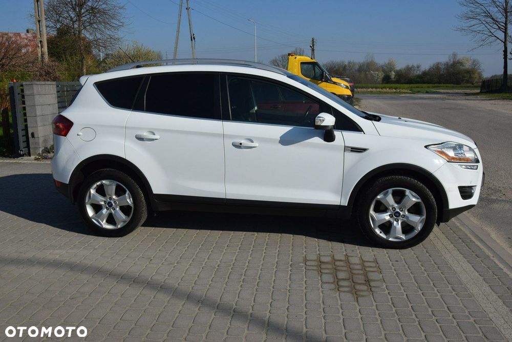 Ford Kuga 2.0 TDCi 4x4 Titanium - 13