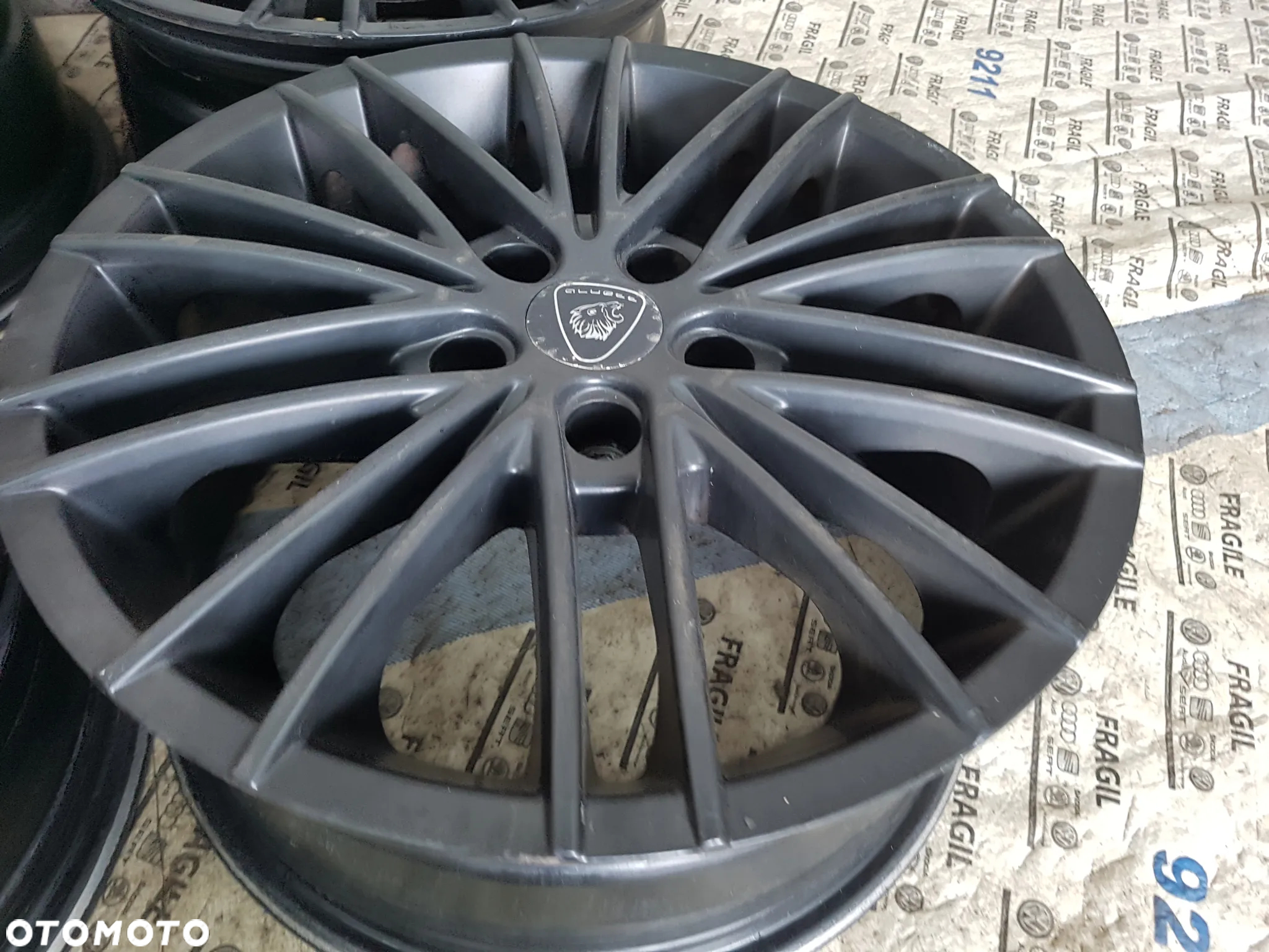 ALU FELGI FORD C-MAX KUGA  FOCUS MONDEO VOVLO 7JX16  5X108 ET47 - 9