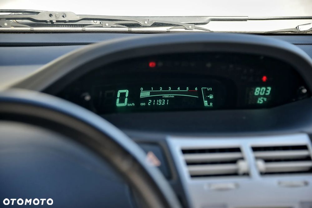 Toyota Yaris 1.4 D-4D - 34