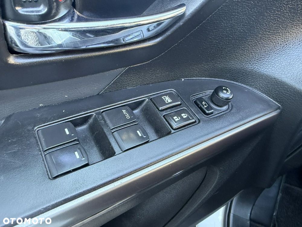Suzuki S-Cross - 14