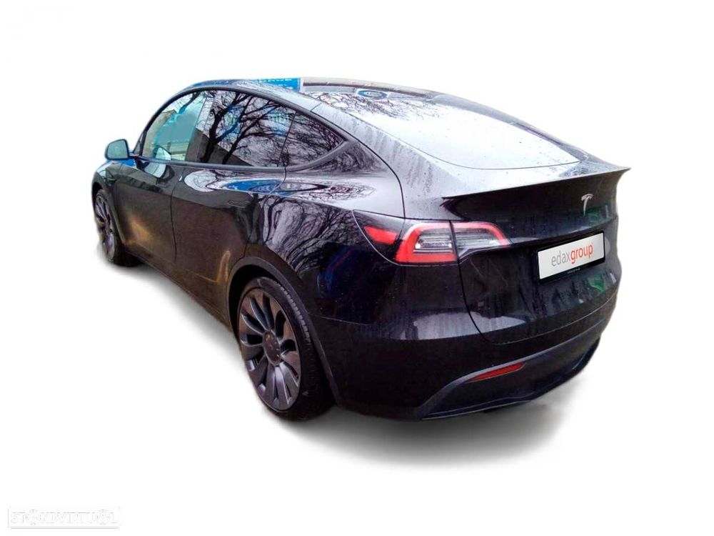 Tesla Model Y Performance Dual Motor AWD - 2
