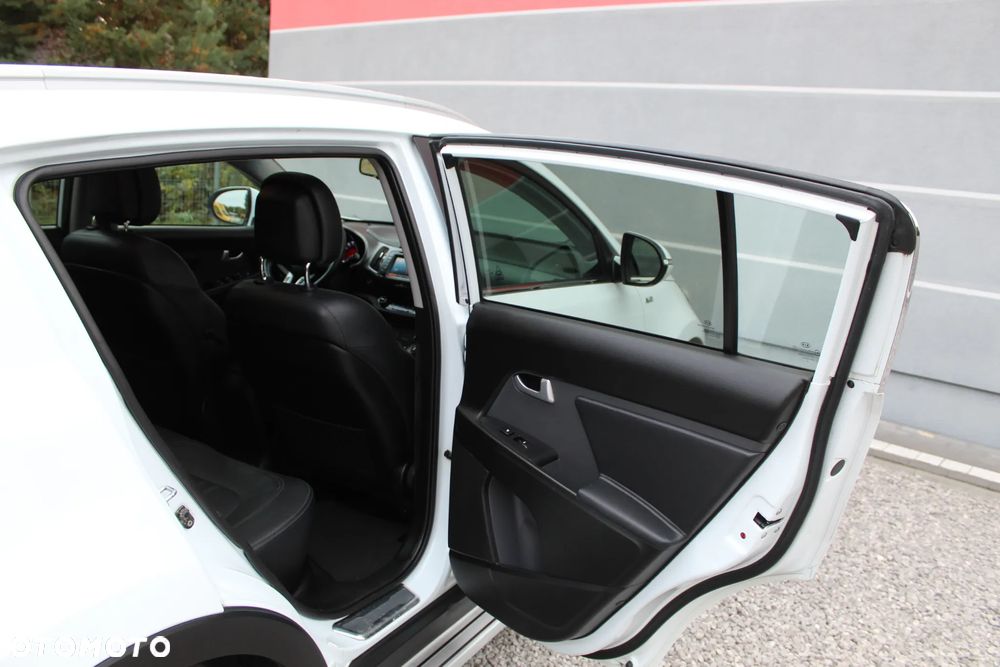 Kia Sportage 2.0 CRDI 4WD Attract - 21