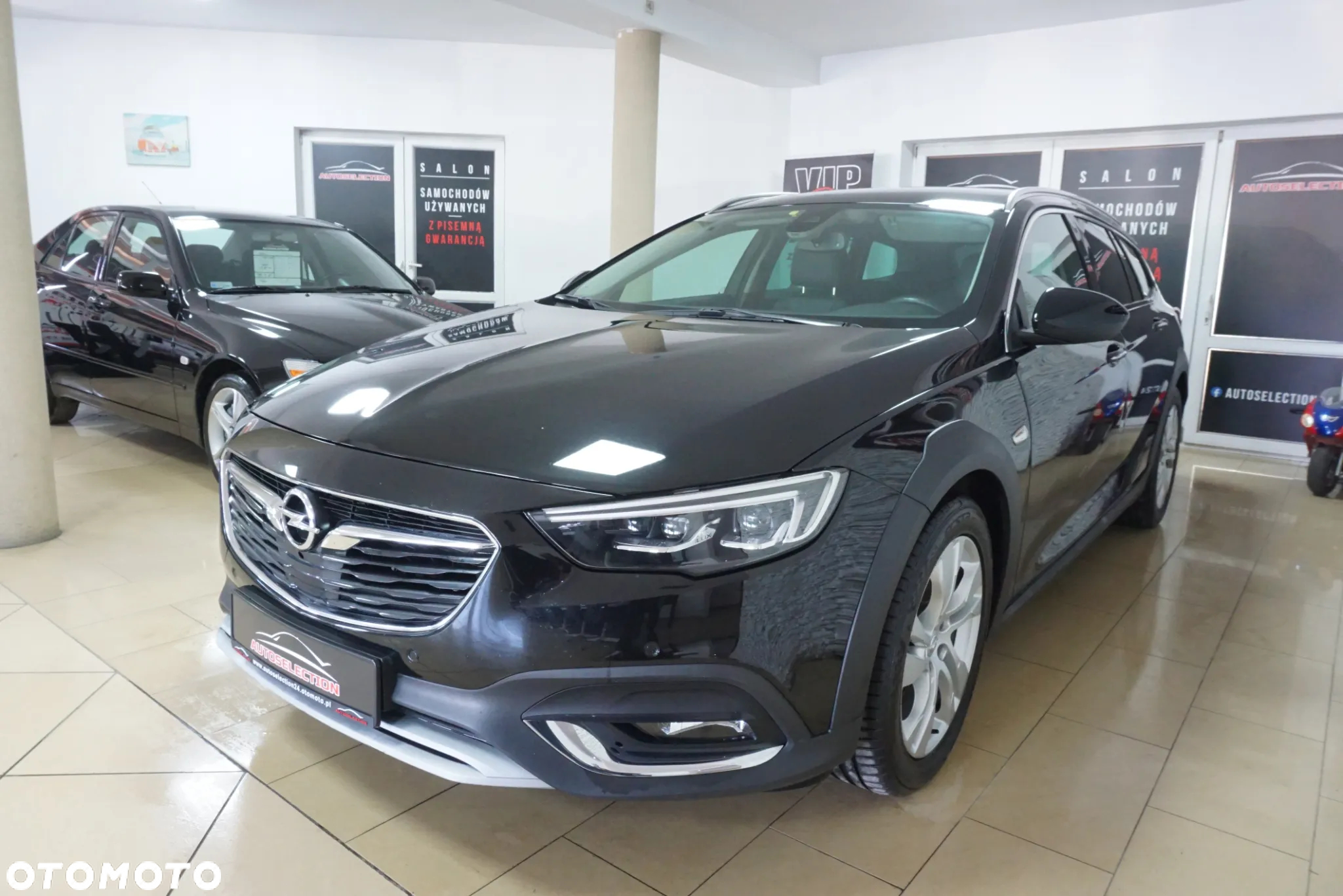 Opel Insignia Country Tourer 2.0 BiTrb D 4x4 Automatik Exclusive - 8