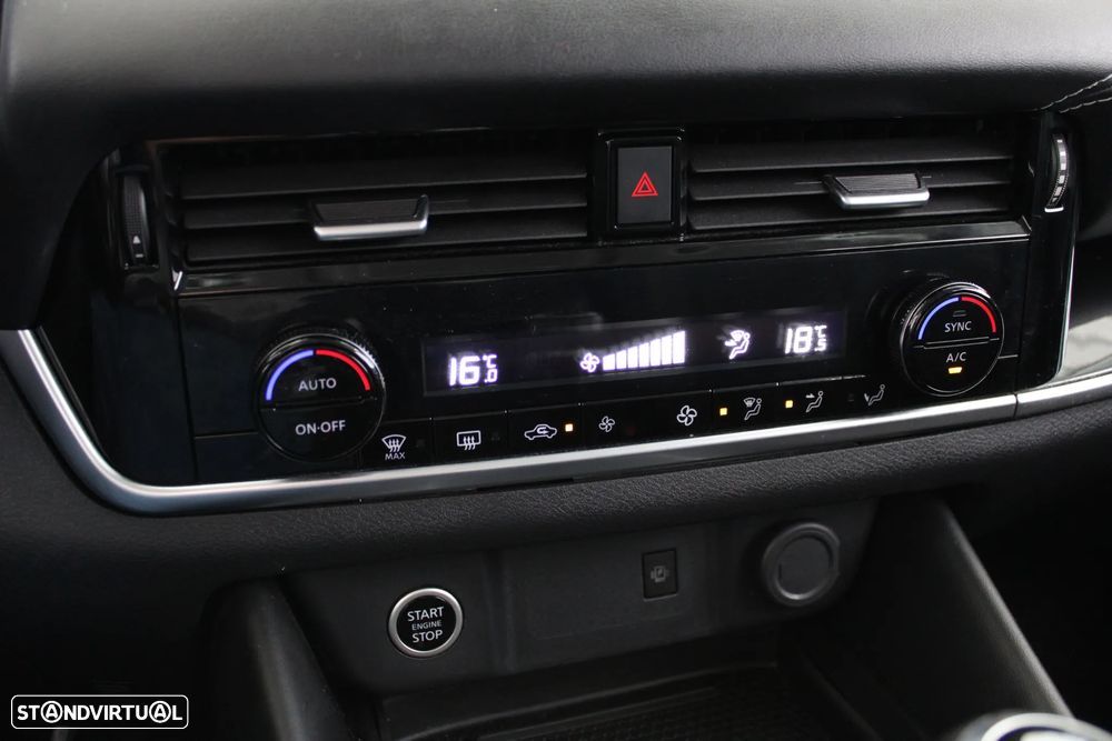 Nissan Qashqai 1.3 DIG-T N-Connecta - 14