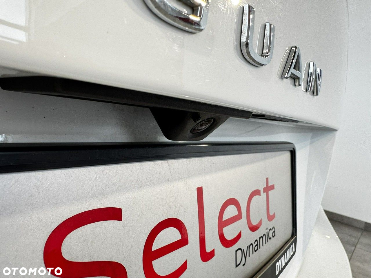 Volkswagen Tiguan - 13