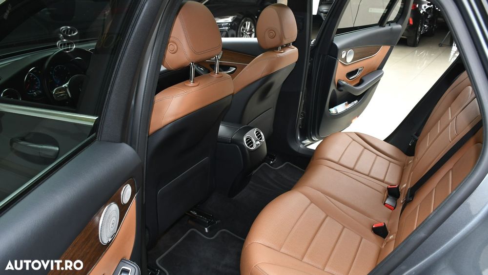 Mercedes-Benz GLC 220 d 4Matic 9G-TRONIC AMG Line - 10