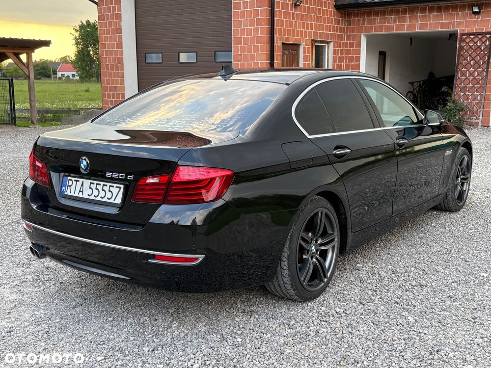 BMW Seria 5 520d Luxury Line - 7