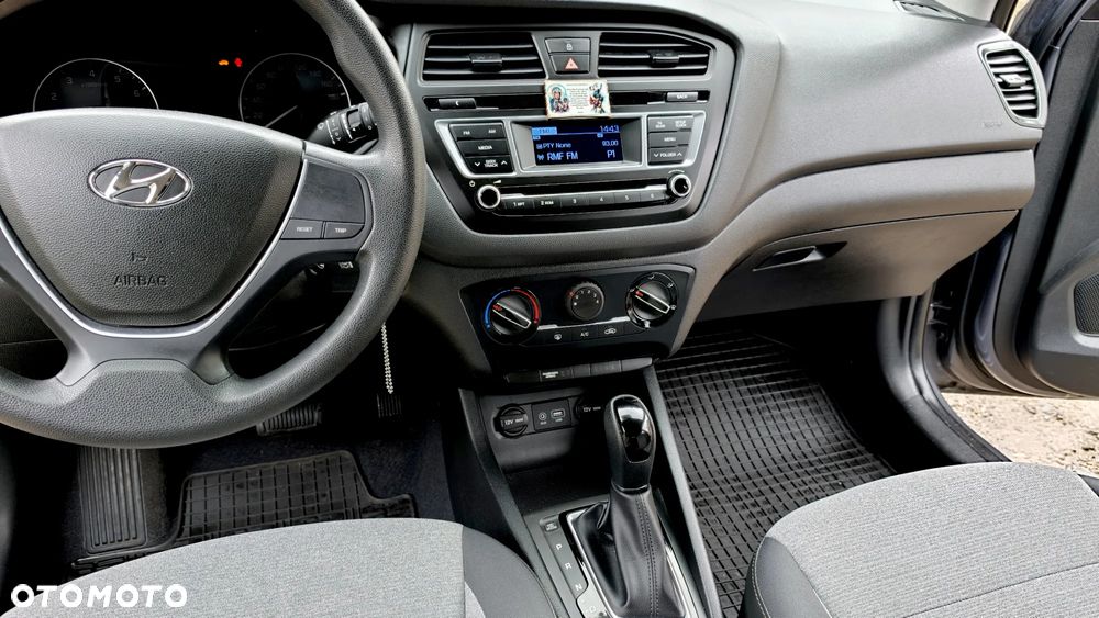 Hyundai i20 1.4 Classic + - 12