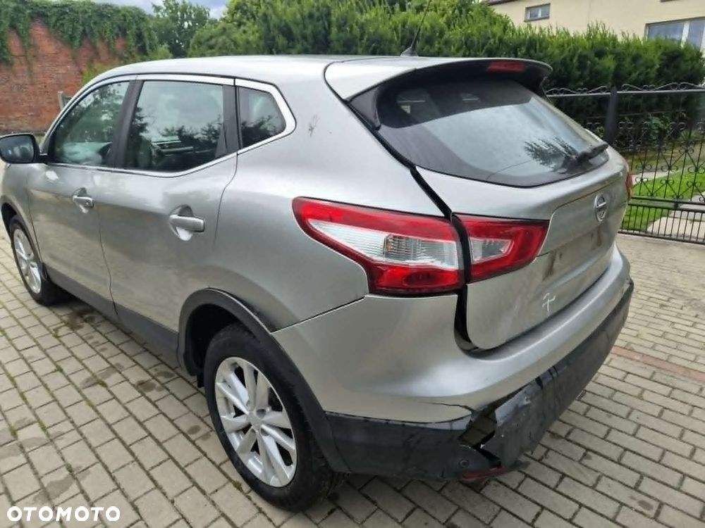 Nissan Qashqai 1.5 dCi N-Connecta EU6 - 8