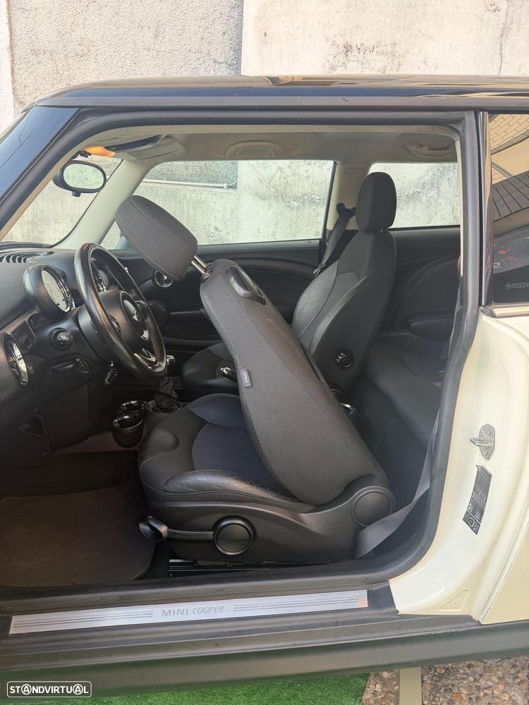 MINI 3 Portas Cooper D - 11