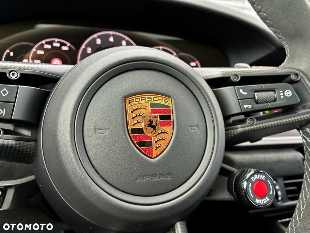 Porsche 911 - 22