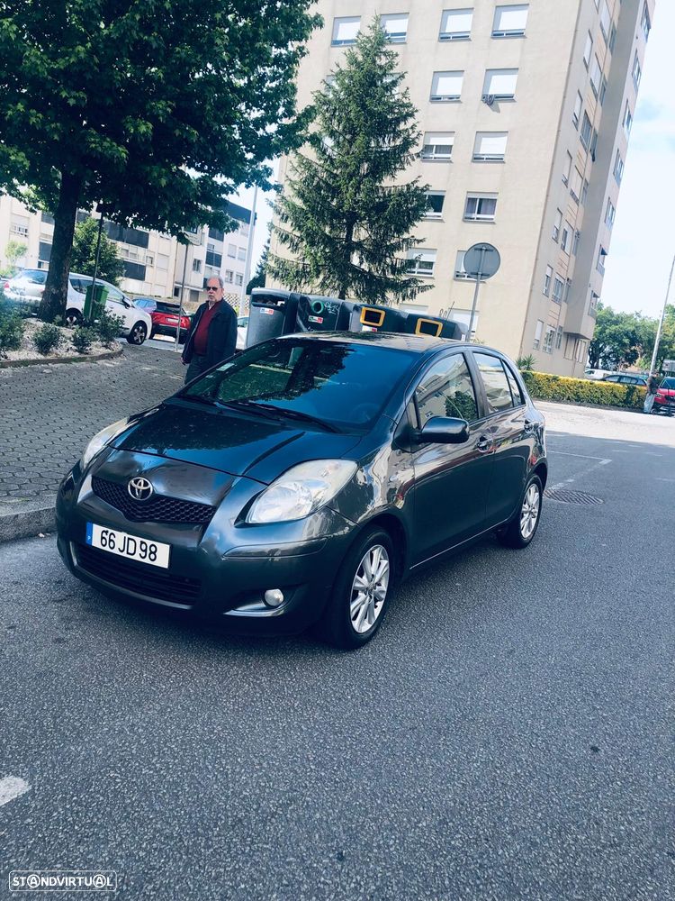 Toyota Yaris 1.4 D-4D Comfort+AC - 1