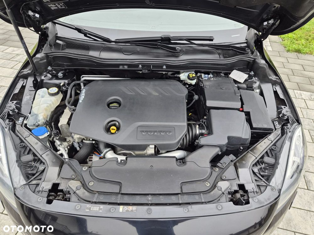 Volvo V40 D2 - 19