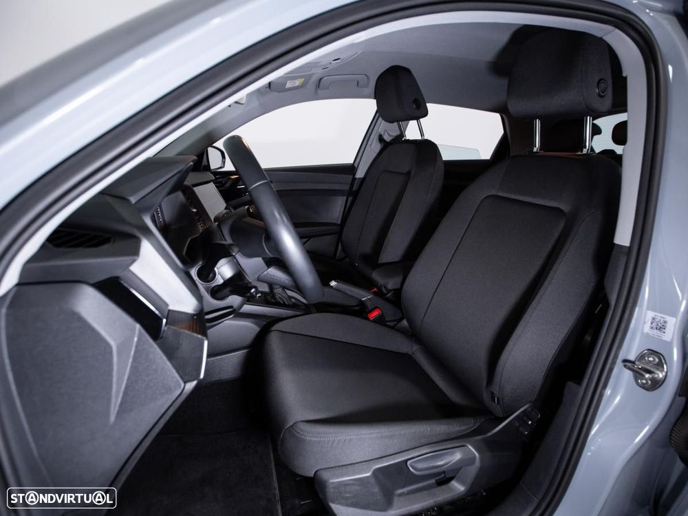 Audi A1 Sportback 1.0 TFSI S tronic - 8