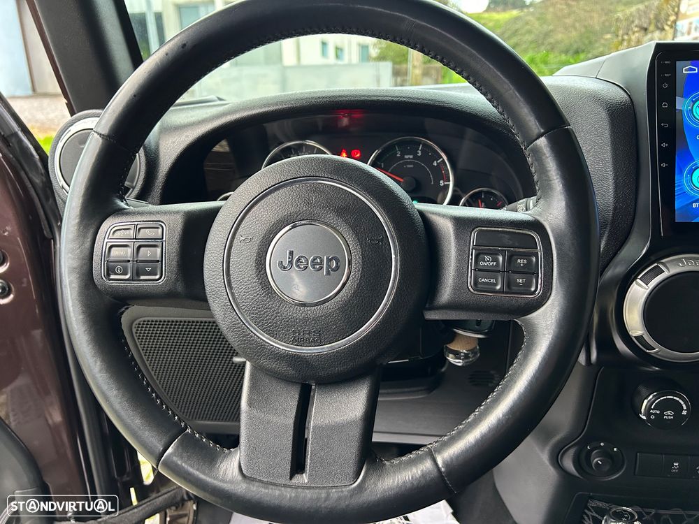 Jeep Wrangler Unlimited 2.8 CRD ATX Sahara Adventure Edition - 22