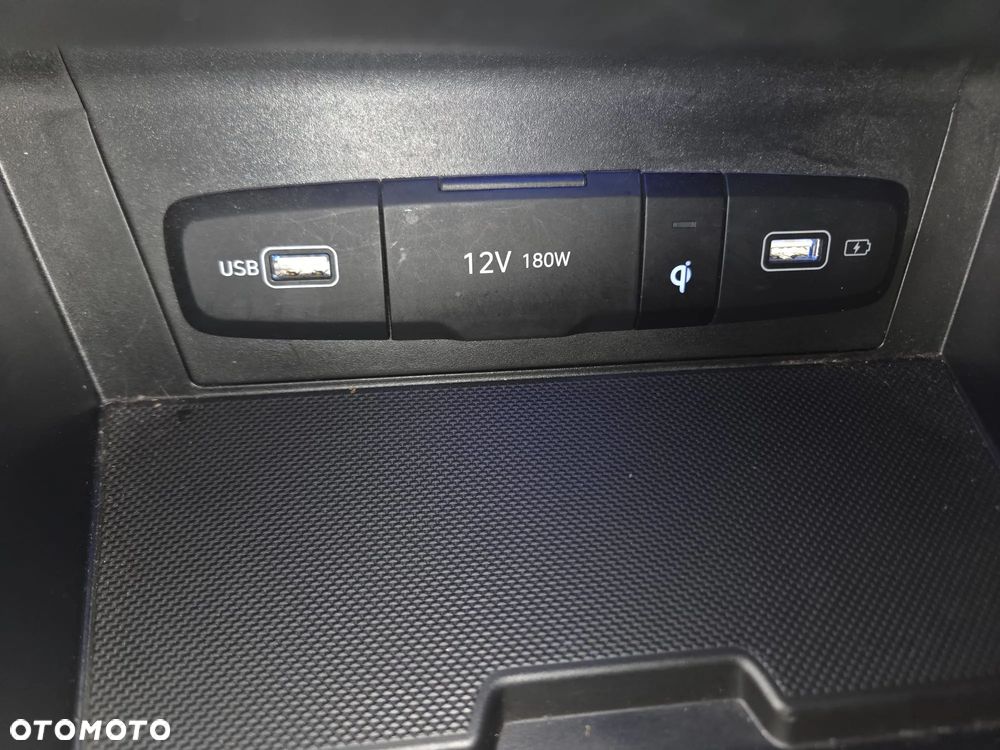 Hyundai Tucson 1.6 CRDi 48V-Hybrid 4WD DCT Select - 19
