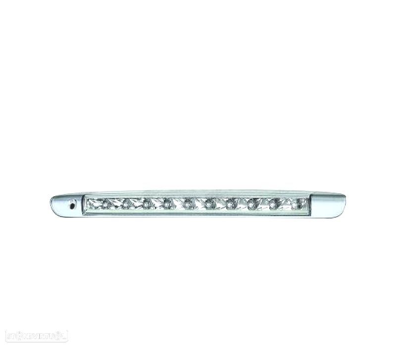 TERCEIRA LUZ DE STOP OCTAVIA LIM KOMBI 04-08 - 1