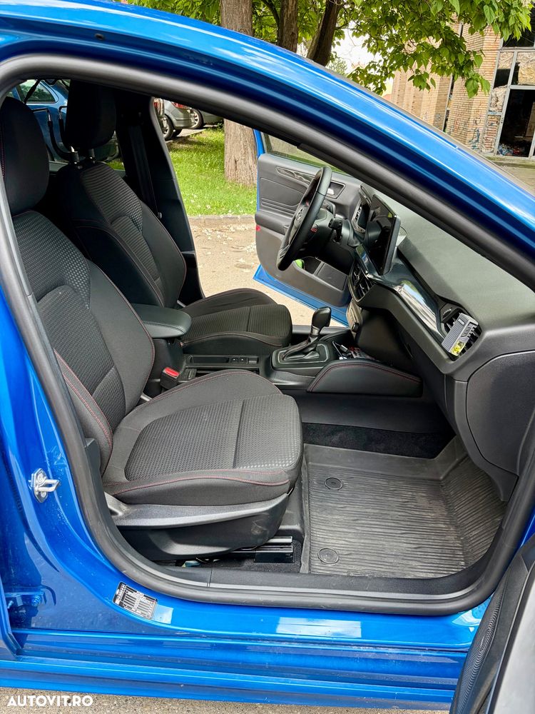 Ford Focus 1.0 EcoBoost 7DCT MHEV ST-Line - 9
