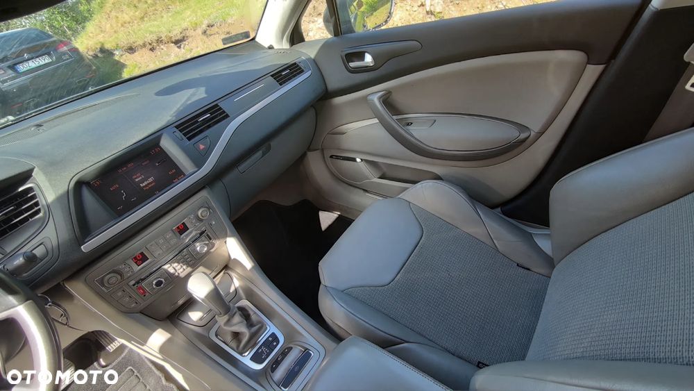 Citroën C5 2.7 HDi V6 Exclusive - 17