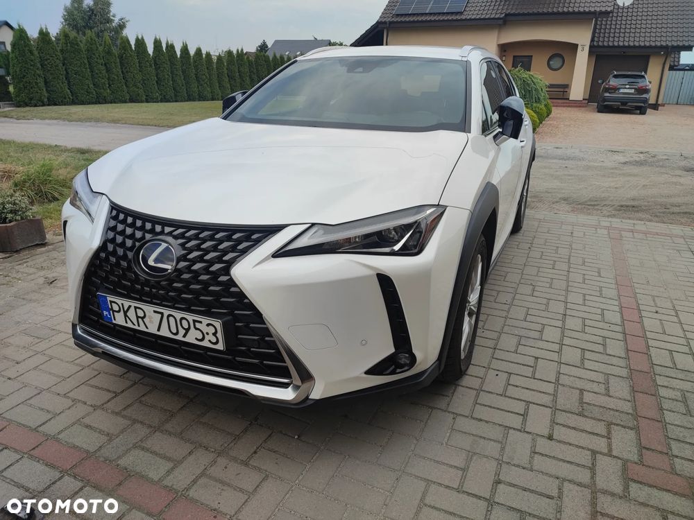 Lexus UX - 1