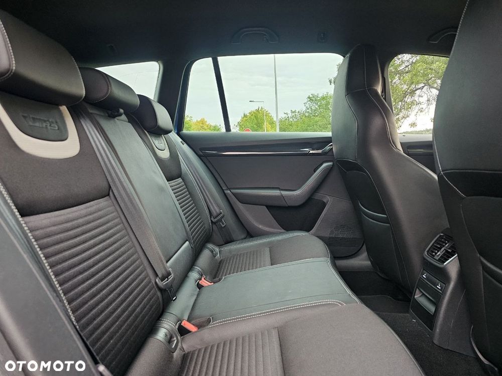 Skoda Octavia 2.0 TSI (Green tec) DSG RS - 24