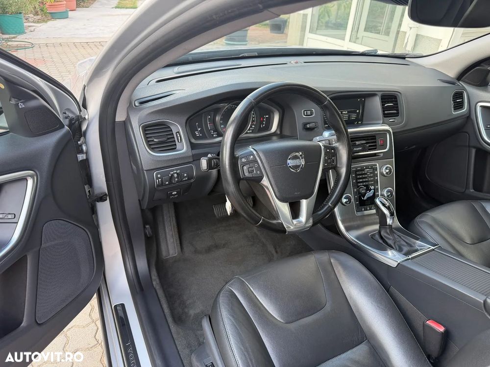 Volvo S60 D4 Geartronic - 22