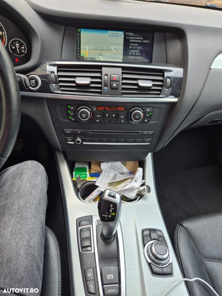 BMW X3 xDrive20d Aut. - 9