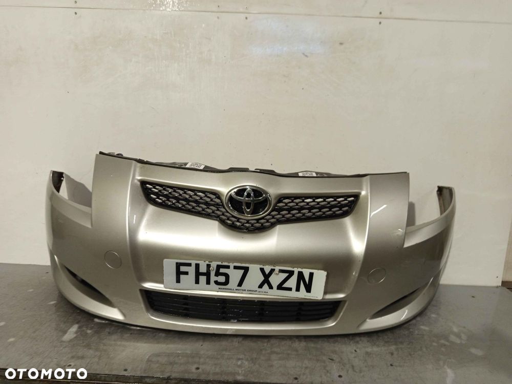 + ZDERZAK PRZÓD PRZEDNI TOYOTA AURIS I 1 1C0 SREBRNY HALOGENY - 1