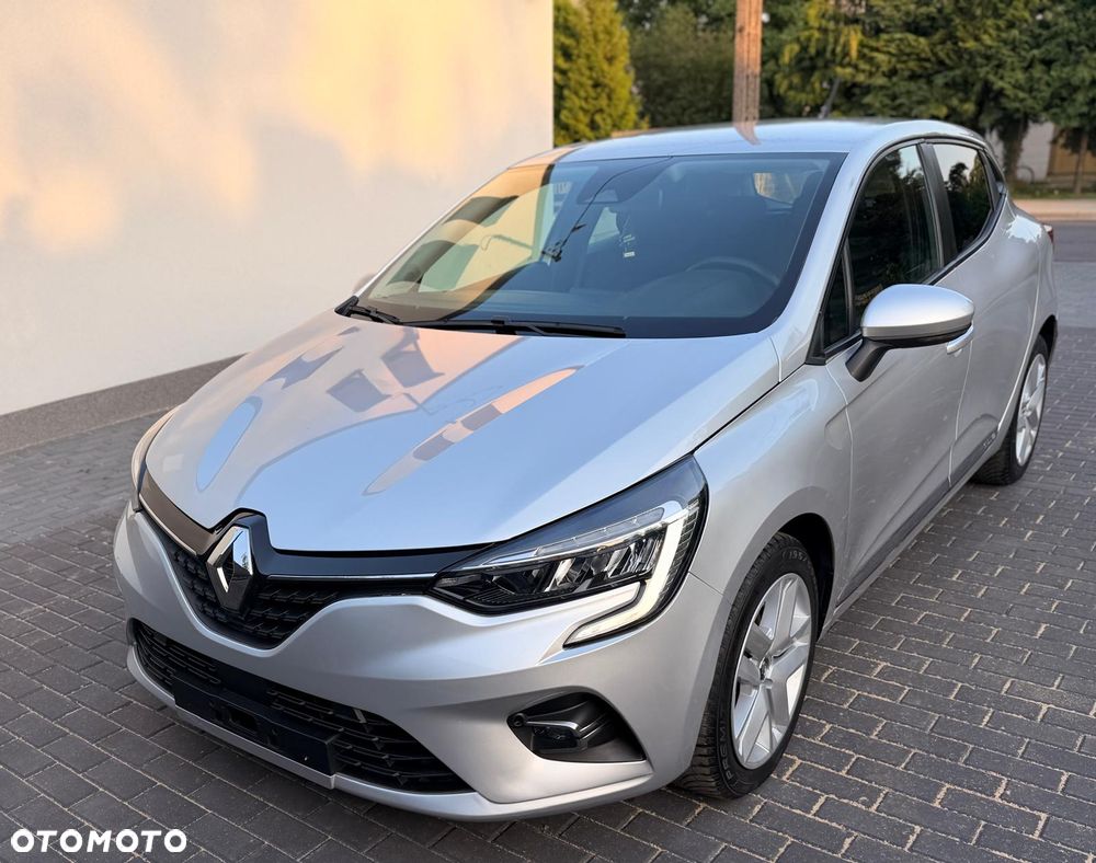 Renault Clio - 30
