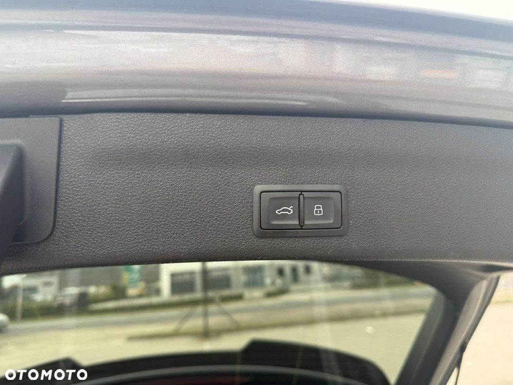Audi A6 Avant 40 TDI S tronic - 30