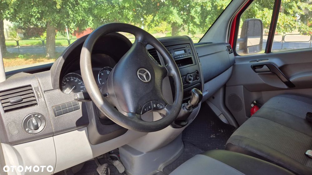 Mercedes-Benz SPRINTER - 7