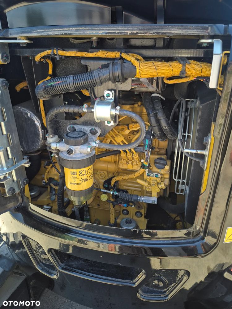 Caterpillar 302.7 - 6