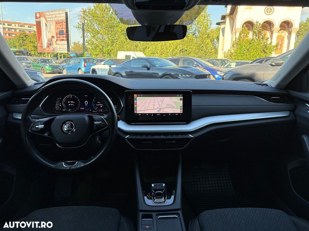 Skoda Octavia 1.4 TSI DSG Sportline - 10