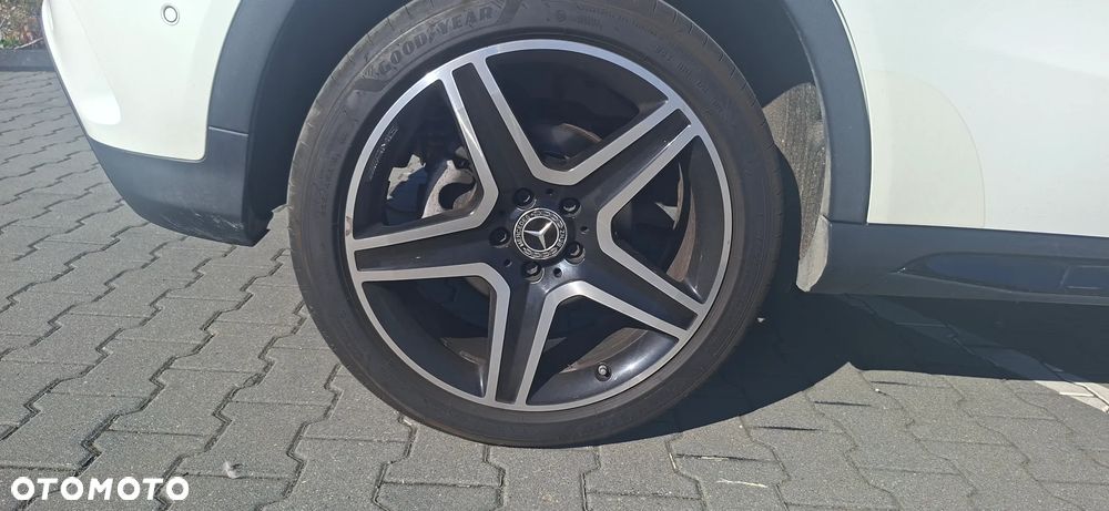 Mercedes-Benz GLA 200 7G-DCT AMG Line - 16