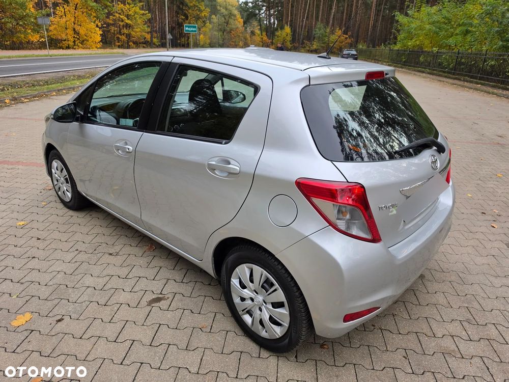 Toyota Yaris - 7