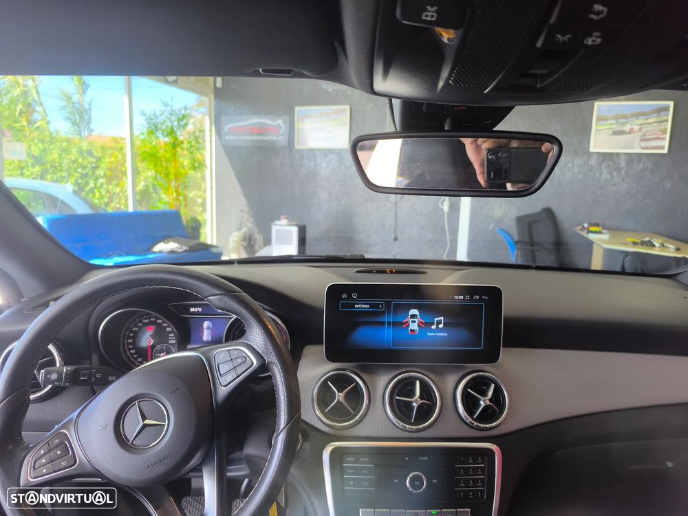 Mercedes-Benz CLA 180 - 14