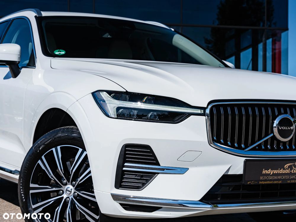 Volvo XC 60 B4 D AWD Ultimate Bright - 17