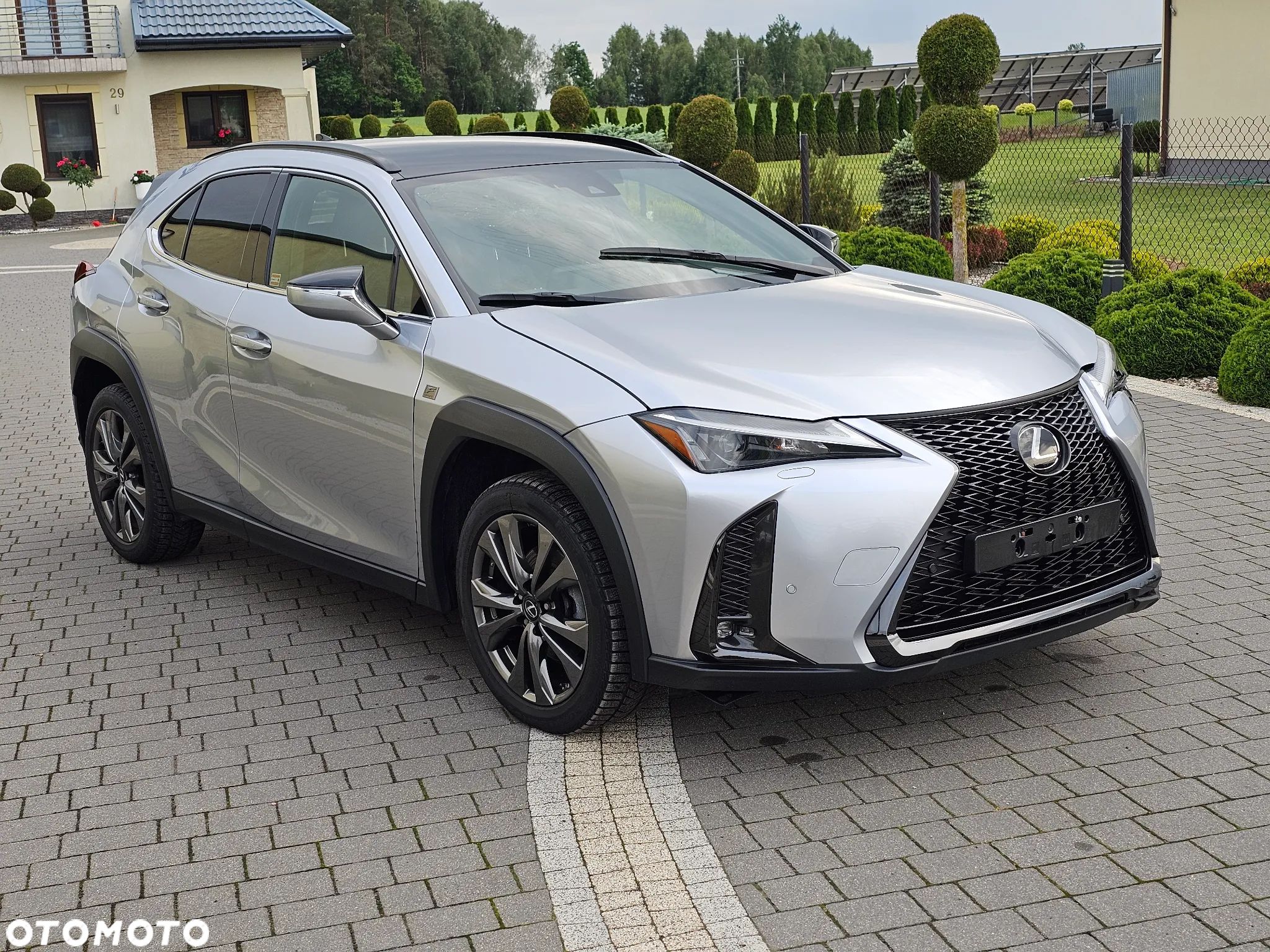 Lexus UX 200 GPF F Sport 2WD - 1