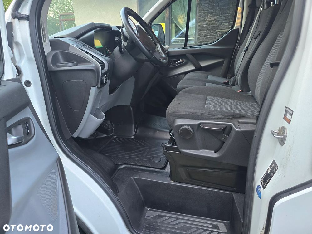 Ford Transit Custom - 16