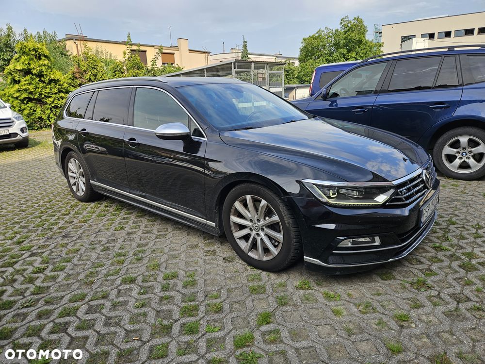 Volkswagen Passat - 2