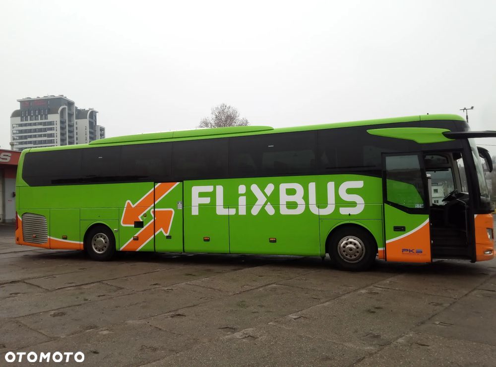 Mercedes-Benz Tourismo 16M2 - 3