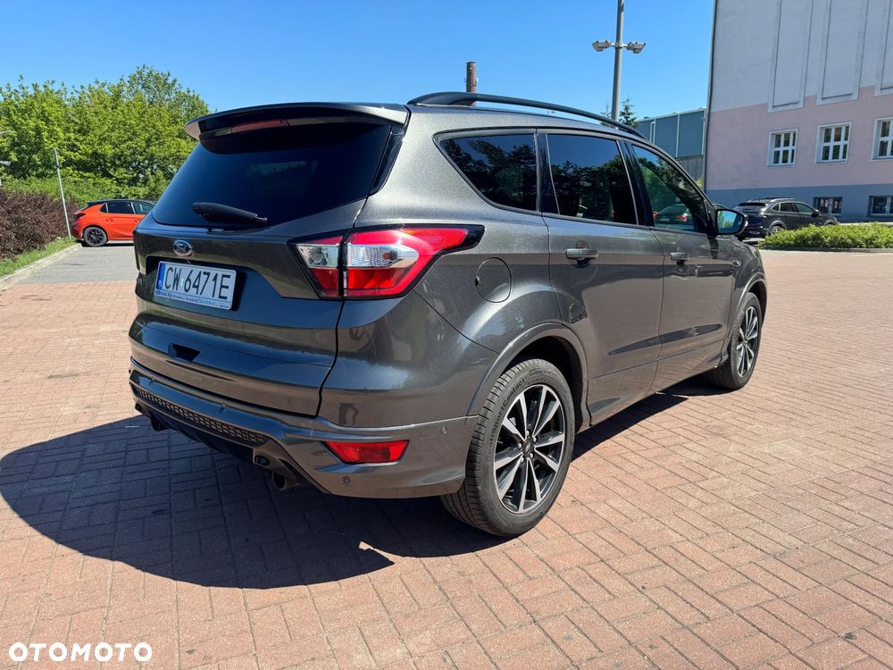 Ford Kuga 1.5 EcoBoost FWD ST-Line - 10