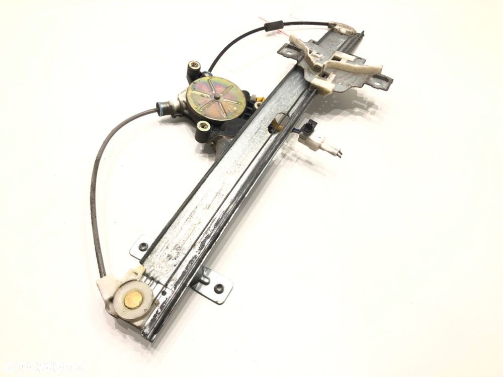 PODNOŚNIK SZYBY PRAWY PRZÓD  ISUZU RODEO samochód terenowy zamknięty 1997 - 2004 3.2 V6 151 kW - 1