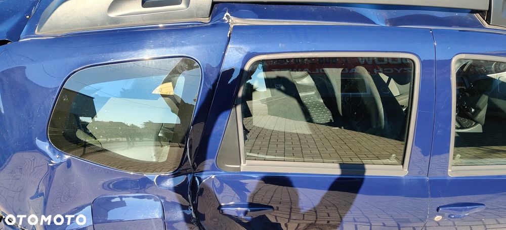 Dacia Duster 1.6 SCe Laureate 4x4 S&S - 8