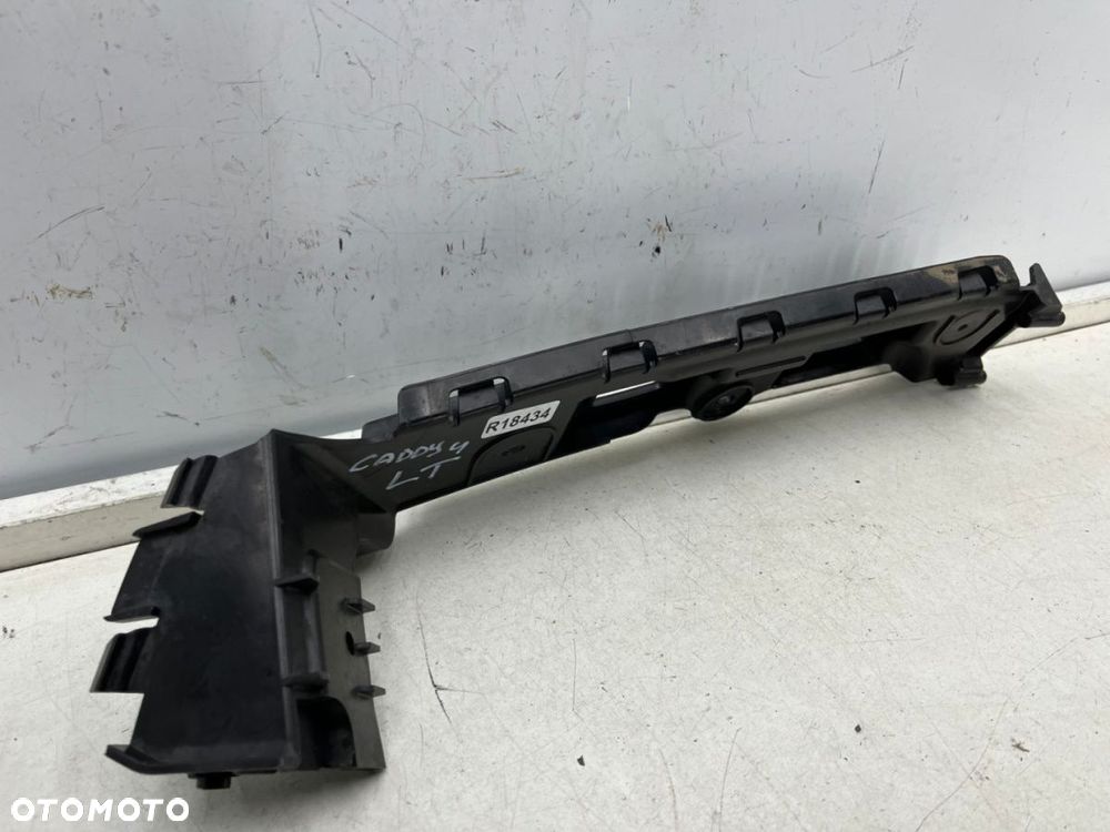 Ślizg VW Caddy 4 IV Ford Connect MK3 20r.- lewe tylne mocowanie zderzaka wspornik lewy tył - 4
