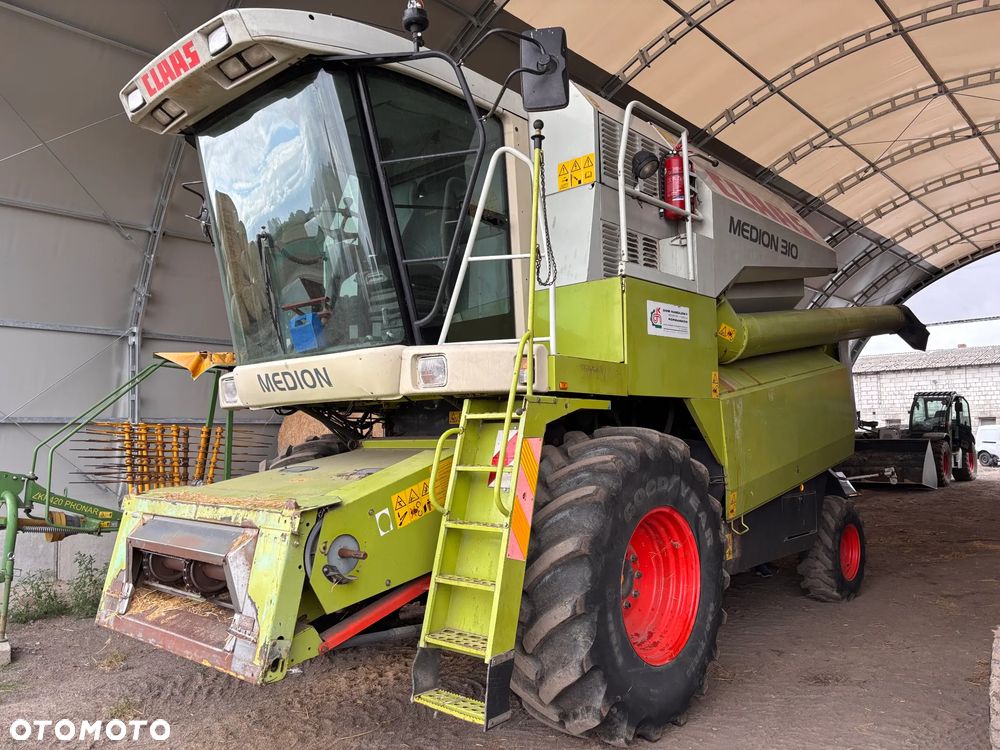 Claas Medion 310 932 - 1